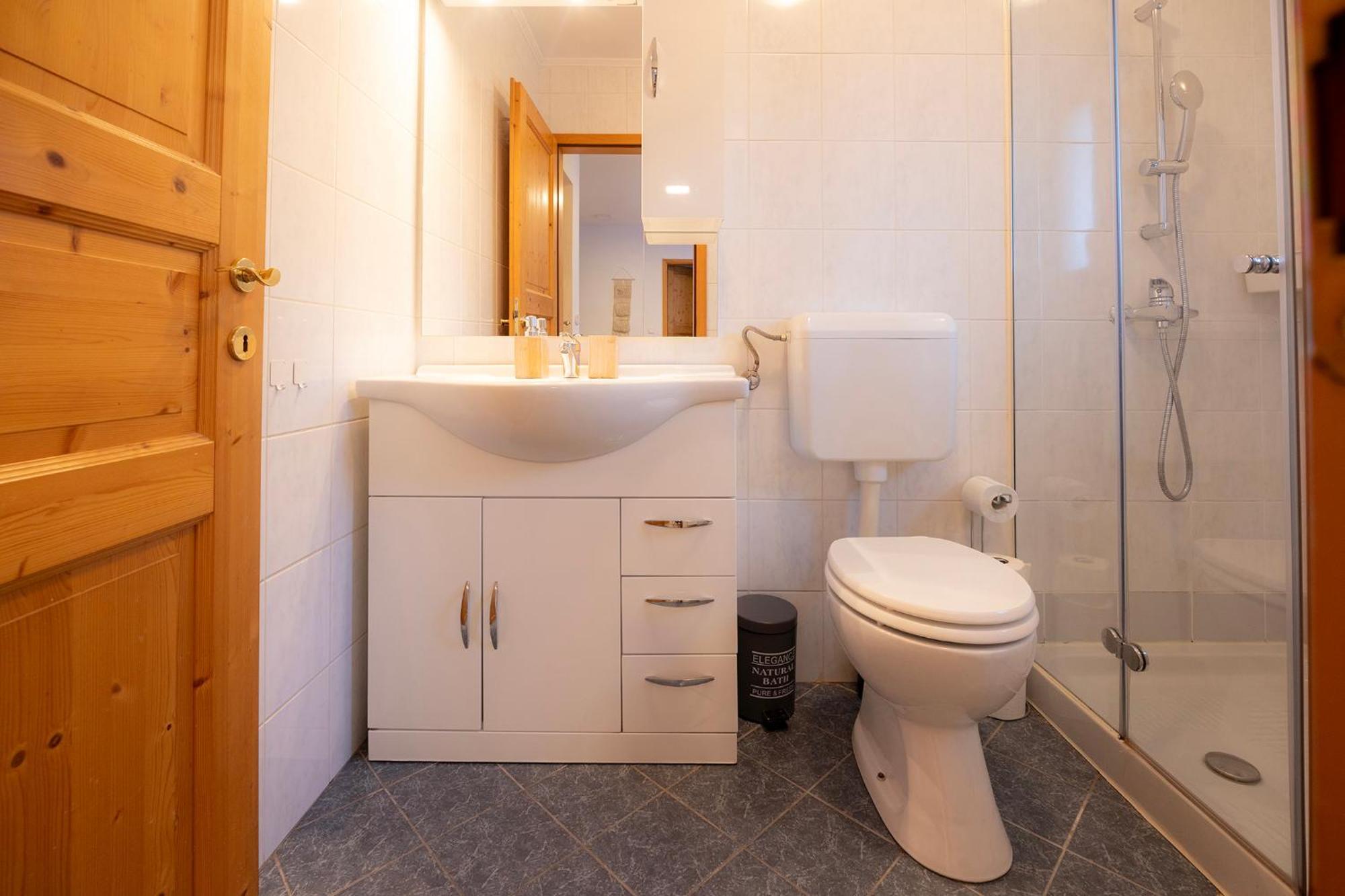 Apartmaji Anze クランスカゴーラ 部屋 写真